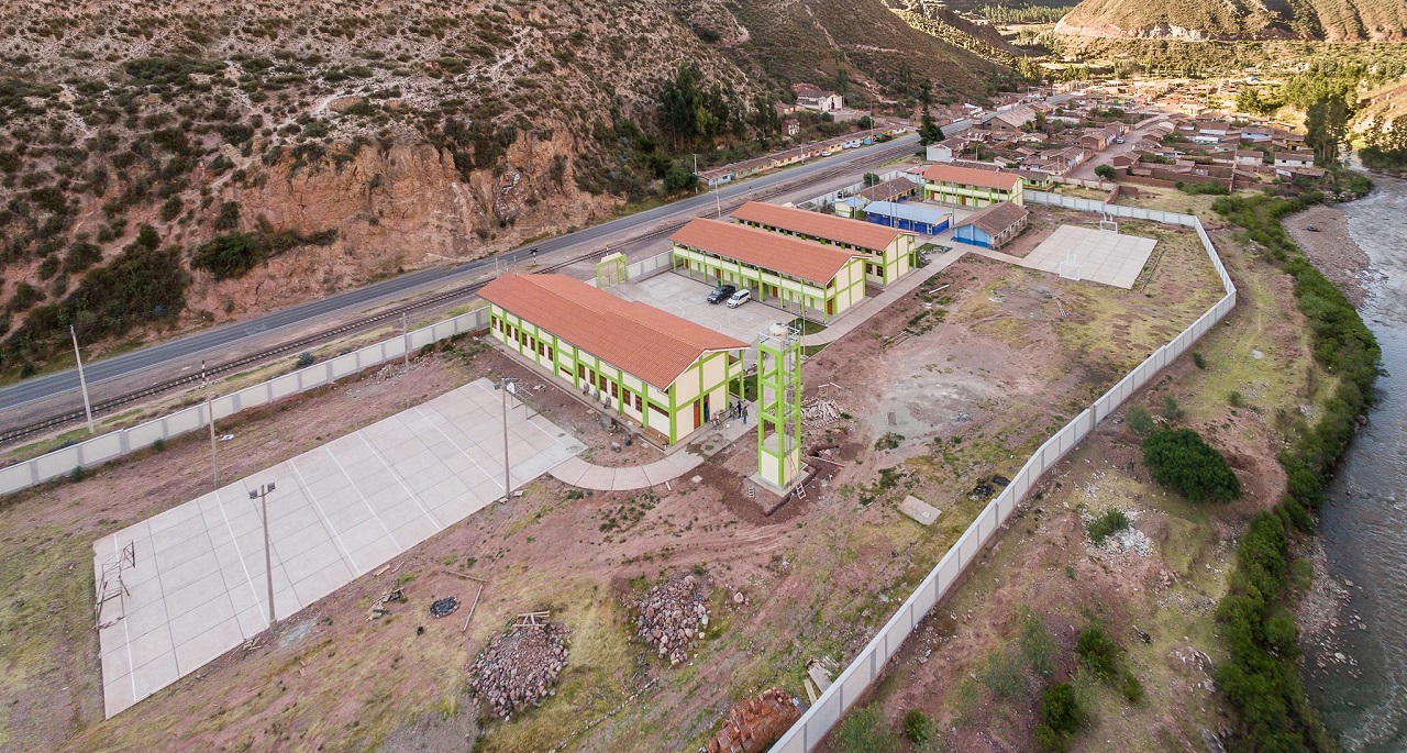 Colegio CESAR VALLEJO - Huambutio