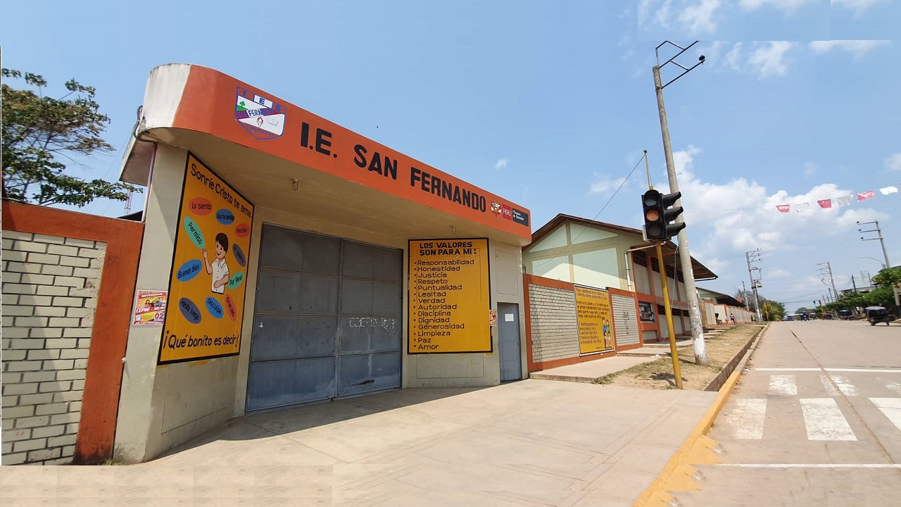 Colegio SAN FERNANDO - Manantay