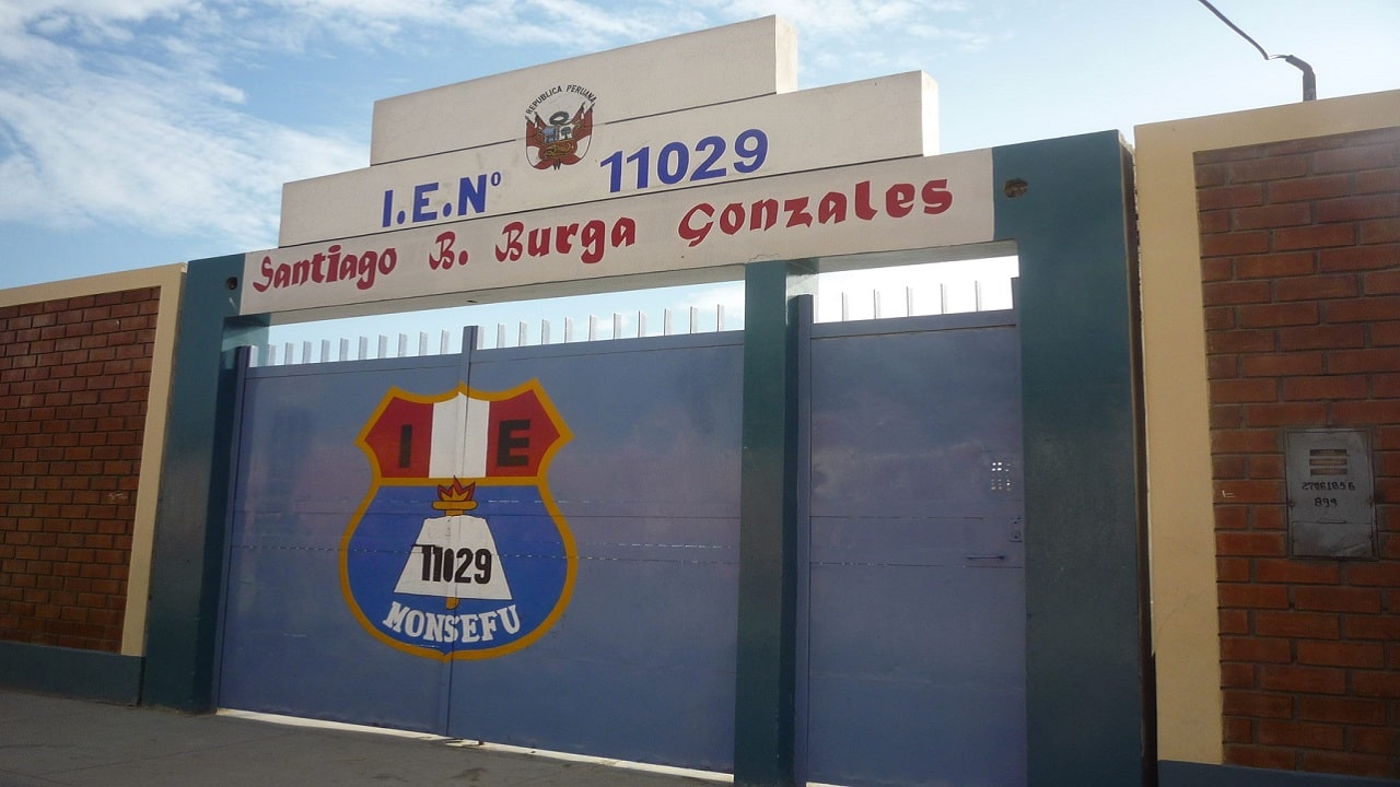 Escuela 11029 SANTIAGO BURGA GONZALES - Monsefu