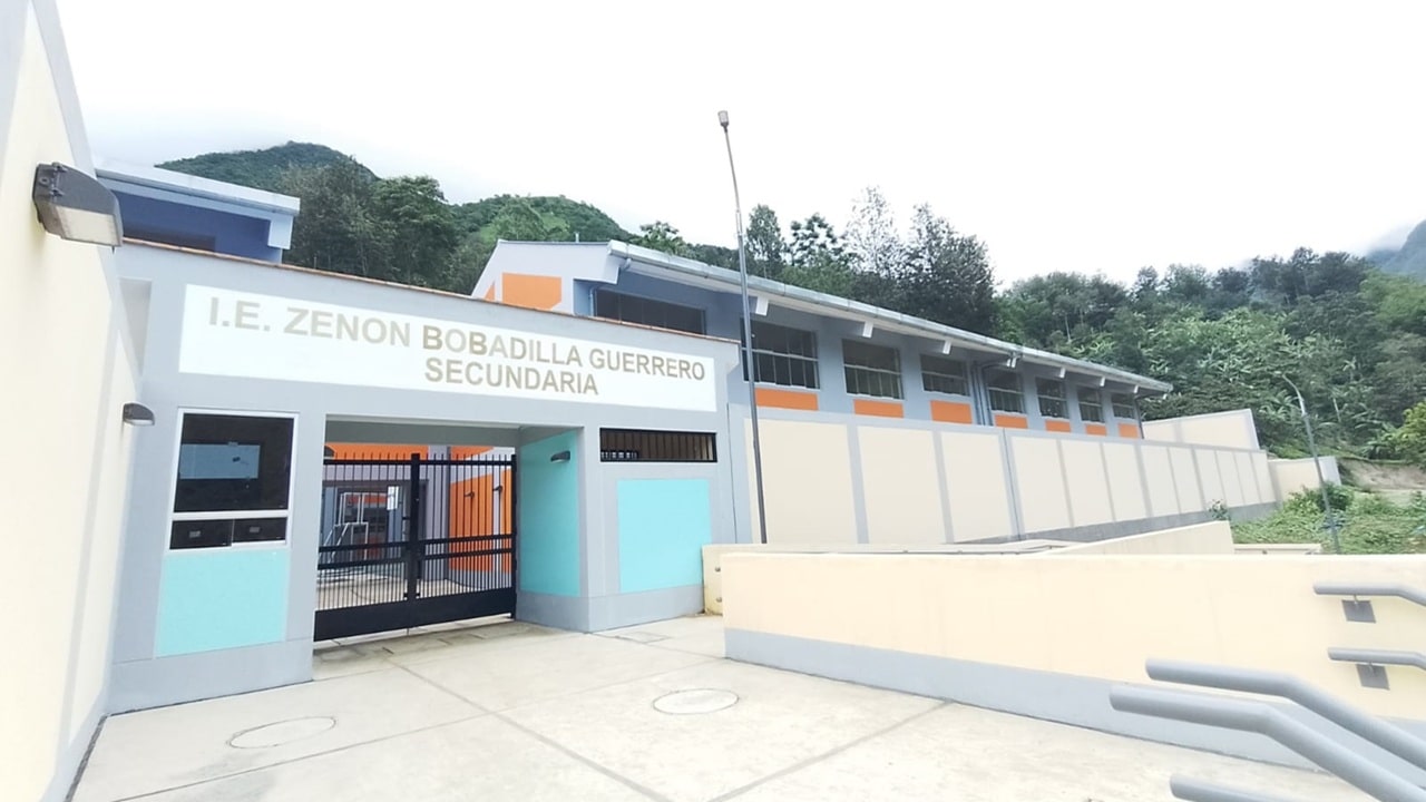 Colegio ZENON BOBADILLA GUERRERO - Coyona