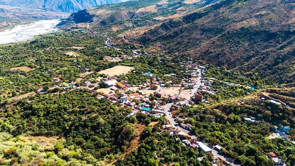 centro poblado Ahuayro