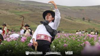 Akshu Tatay en Sapallanga (Huancayo)