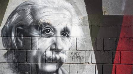 Nacimiento del científico Albert Einstein