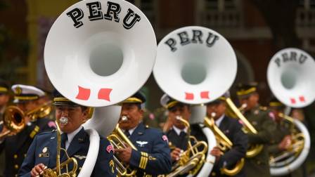 Estreno de la Marcha de Banderas